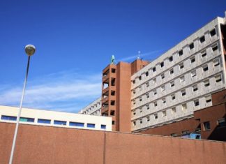 El Hospital Universitario de Badajoz realiza con éxito el cuarto trasplante renal de un paciente vivo