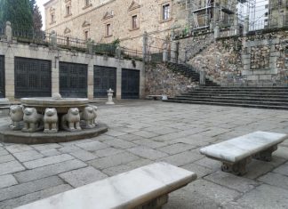 Cáceres solicita a HBO quedarse con la fuente de los leones como recuerdo