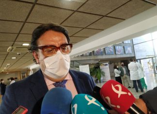 Vergeles pide a Feafes Cáceres que colabore en la entrega de documentación