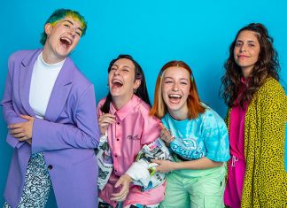 Juls Acosta batería de Ginebras