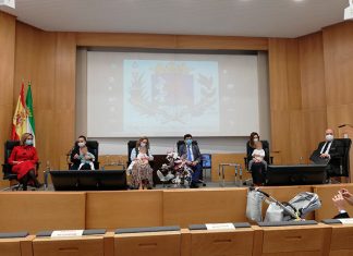 Doctoras muestran en un taller sus experiencias sobre la lactancia en Badajoz