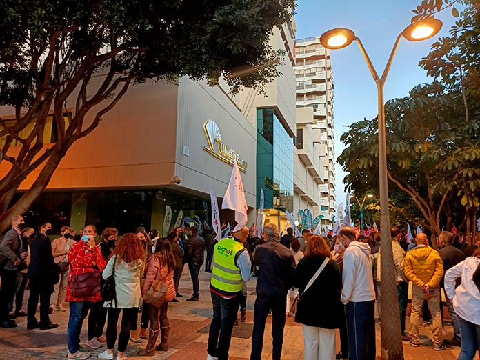 El ERE de Unicaja afectará a 153 trabajadores en Extremadura