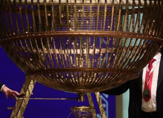 El tercer premio del Sorteo de Navidad, el 19.517, deja un millón de euros en Badajoz El tercer premio del Sorteo de Navidad, el 19.517, deja un millón de euros en Badajoz