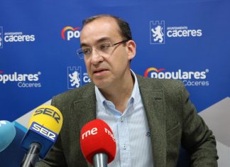 El PP pide el cese de Andrés Licerán El PP pide el cese de Andrés Licerán