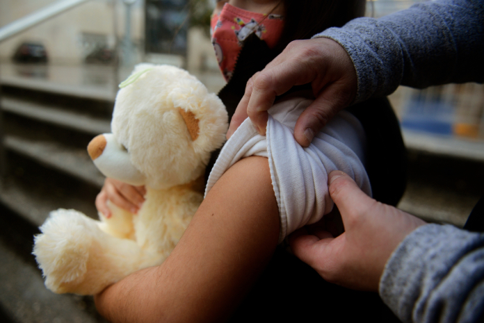 Vergeles insiste en la importancia de la vacunación en los niños
