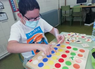 Inclusives alerta de un timo en el que venden figuras en nombre de la entidad