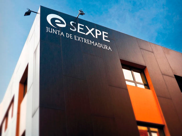 Extremadura cerró 2021 con un 92.700 desempleados y una tasa de paro del 18,94%