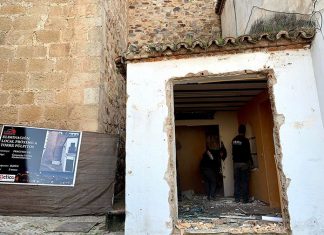 ¿Cuáles serán los beneficios del derribo del local de la Torre de los Púlpitos? El derribo del local junto a la Torre de los Púlpitos de Cáceres permitirá examinar los restos de la muralla