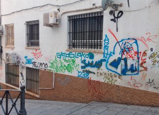 Cáceres limpiará de grafitis una veintena de calles Cáceres Grafitis