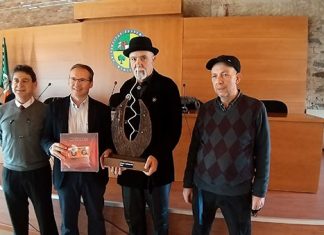 La movida cacereña: 80s-90s, Premio Cantarrana a la Mejor Iniciativa Musical