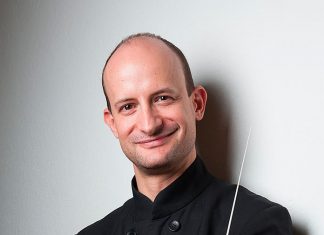 Guillermo García Calvo dirigirá a la Orquesta de Extremadura