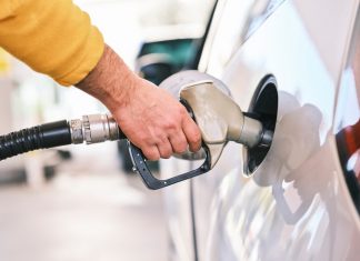 Facua denuncia a 21 gasolineras en Extremadura Facua denuncia a 21 gasolineras en Extremadura