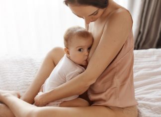 Las mujeres que lactan más tiempo corren menos riesgo de sufrir una depresión posparto