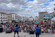 Cáceres celebra una gran fiesta de cumpleaños