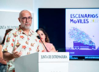 Los Escenarios Móviles 2022 harán parada en 57 municipios extremeños Escenarios Móviles 2022