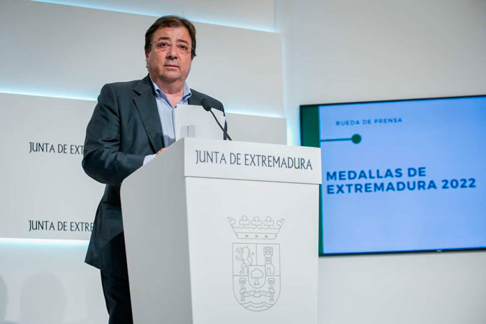 Guillermo Fernández Vara - Medalla de Extremadura 2022