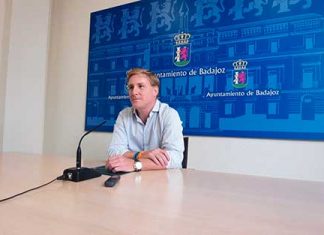 Ignacio Gragera cesa a María José Solana, concejala del PP Ignacio Gragera cesa a María José Solana, concejala del PP