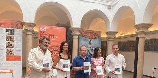 Javier Álvarez Amaro publica El Origen del Festival de Mérida'