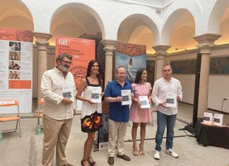 Javier Álvarez Amaro publica ‘El Origen del Festival de Mérida’ Javier Álvarez Amaro publica El Origen del Festival de Mérida'