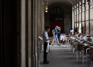 El paro baja en 116 personas en julio en Extremadura Paro julio