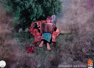 Plena Moon de Casar de Cáceres