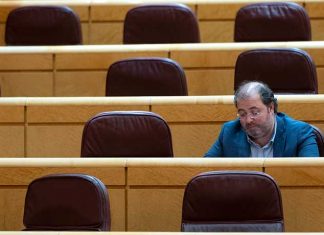 La Fiscalía se opone a archivar el caso de prevaricación contra Alberto Casero La Fiscalía se opone a archivar el caso de prevaricación contra Alberto Casero