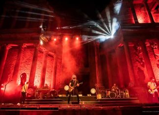 Izal se despide de Extremadura en el Teatro Romano de Mérida