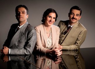 Diana Navarro protagoniza el musical ‘En tierra extraña’ en Badajoz Diana Navarro, Alejandro Vera y Avelino Piedad en 'Entierra extraña'