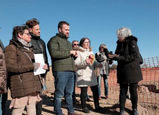 Colocada la primera piedra del nuevo albergue para animales Albergue protectora Cáceres
