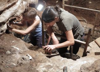 La Diputación De Badajoz Produce Un Documental Sobre Las Cuevas de Fuentes de León