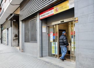 El paro en Extremadura baja en 9.236 personas en febrero en tasa interanual paro febrero Extremadura