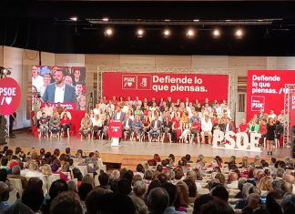 Luis Salaya presenta su candidatura para la alcaldía de Cáceres Luis Salaya candidatura alcaldía Cáceres