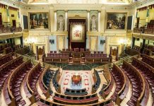 Badajoz pierde un diputado en el Congreso