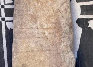 Estela antropomorfa Valdefuentes