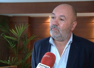 Francisco Alcántara presenta las propuestas de Cáceres Viva