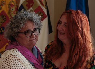 María José Pulido y Fernanda Valdés en el último pleno del mandato actual