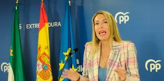 María Guardiola negociaciones con Vox