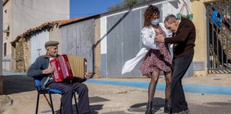 Pescueza de Ana Palacios gana el Premio Fotográfico Señas de Identidad