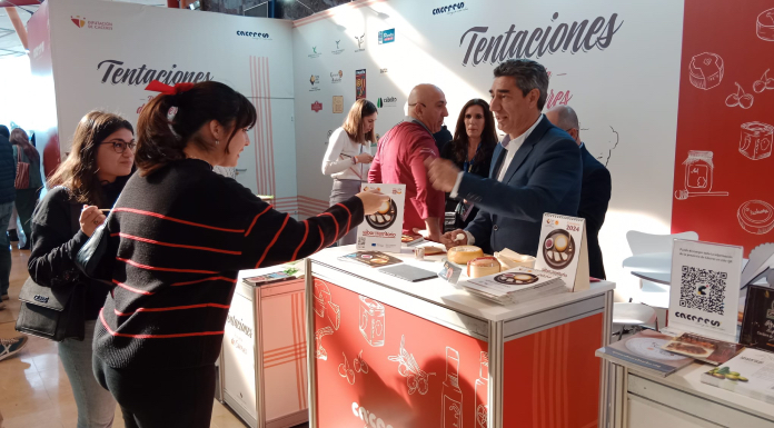 La Torta del Casar del promociona su ruta gastronómica por la provincia de Cáceres en el Salón H&T de Málaga