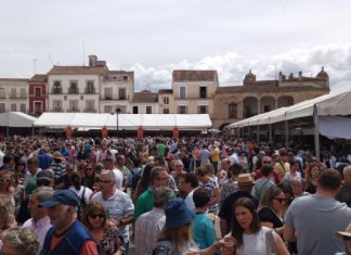 La DOP Torta del Casar vuelve a la Feria del Queso de Trujillo con degustaciones, sorteos y concursos