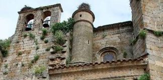 Iglesia Parroquial de San Andrés de Zarza la Mayor