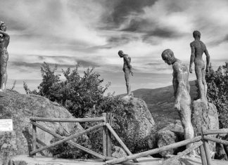 Monumento a la Memoria de El Torno