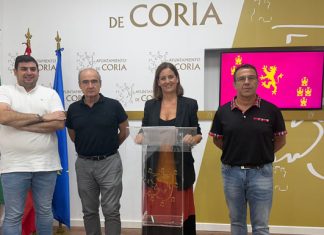 Presentación de la nueva bandera de Coria