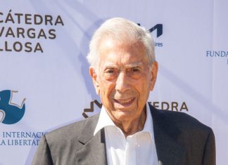 Mario Vargas Llosa