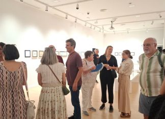 Inauguración de la muestra de Javier Alcaíns en la sala Pintores 10 de Cáceres