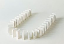 Obra de la exposición 'Pluma, tintero y papel' de María Romero