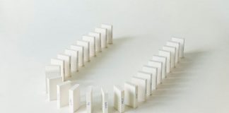 Obra de la exposición 'Pluma, tintero y papel' de María Romero