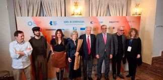 De izquierda a derecha, Ignacio Martínez de Pisón, David Uclés, Pola Oloixarac, Victoria Bazaga, Álvaro Vargas Llosa, Rafael Mateos, Gustavo Faverón y Gioconda Belli