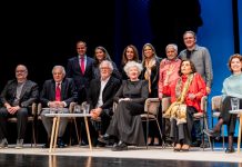 Homenaje a Mario Vargas Llosa en la VI Bienal Mario Vargas Llosa celebrada en Cáceres