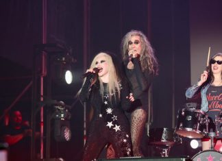 Más de 10.000 personas consolidan Horteralia en una explosión de color y diversidad Fangoria y Nancys Rubias